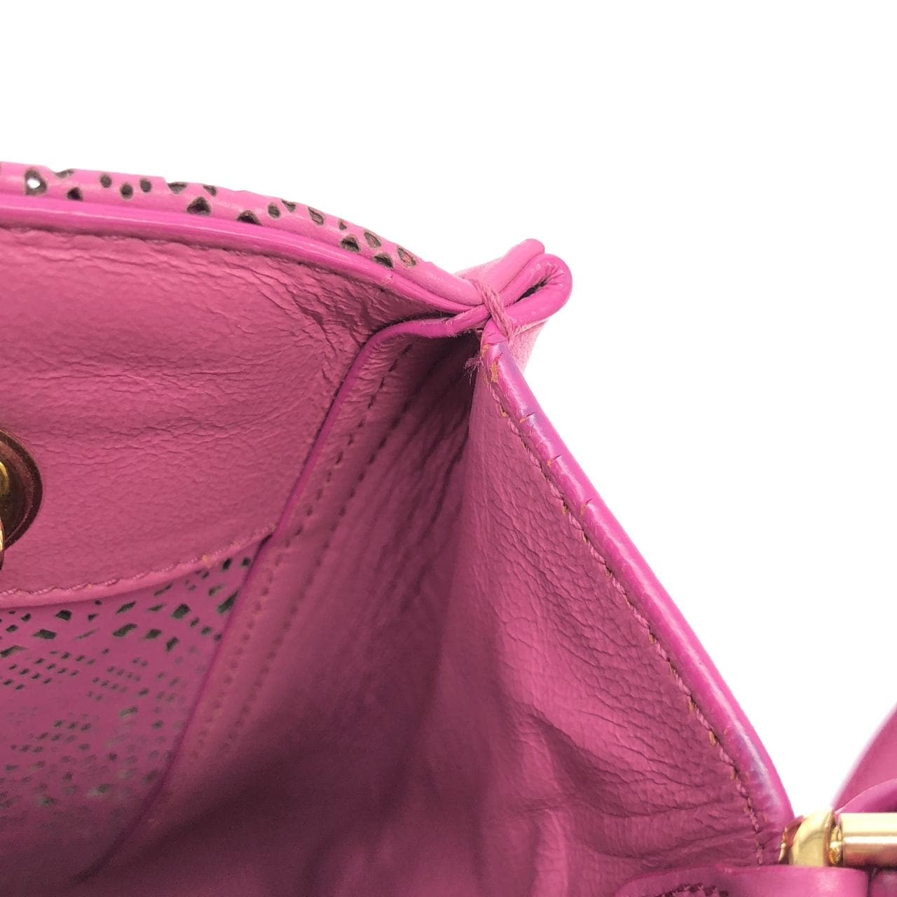 サルヴァトーレフェラガモ 21 F690 バッグ