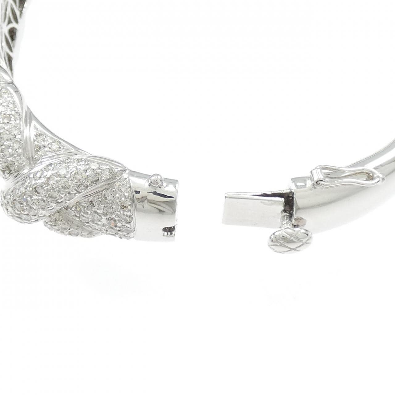 K18WG ダイヤモンド バングル 10.15CT
