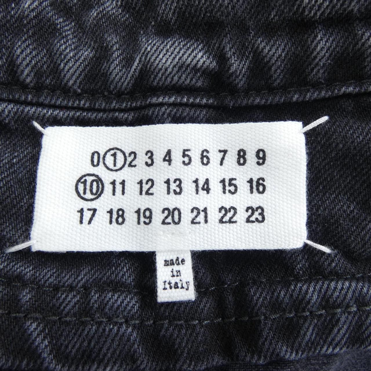 メゾンマルジェラ Maison Margiela カットアウトジーンズ S51LA0133 ジーンズ