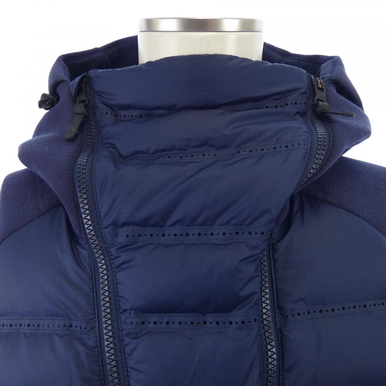 ナイキ NIKE ダウンジャケット