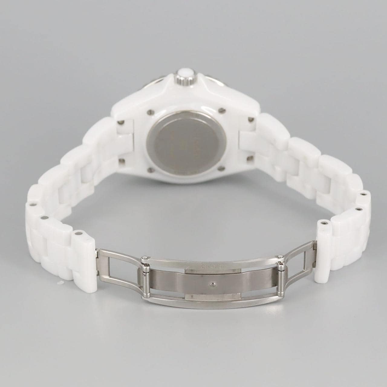 CHANEL J12 33mm Ceramic H5698 Ceramic Quartz