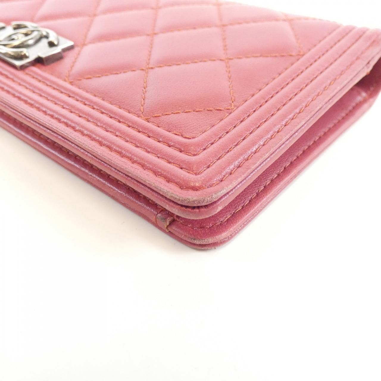シャネル ボーイシャネル ライン 68722 財布