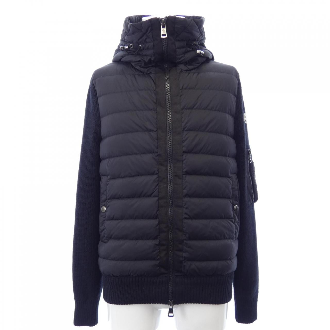 モンクレール MONCLER ダウンジャケット