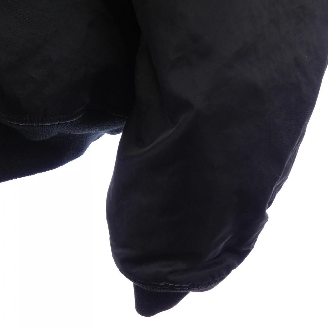 バレンシアガ BALENCIAGA 698843 TLO25 ブルゾン