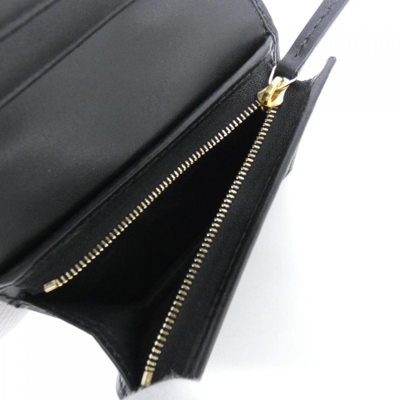 グッチ 723786 UM8IG 財布