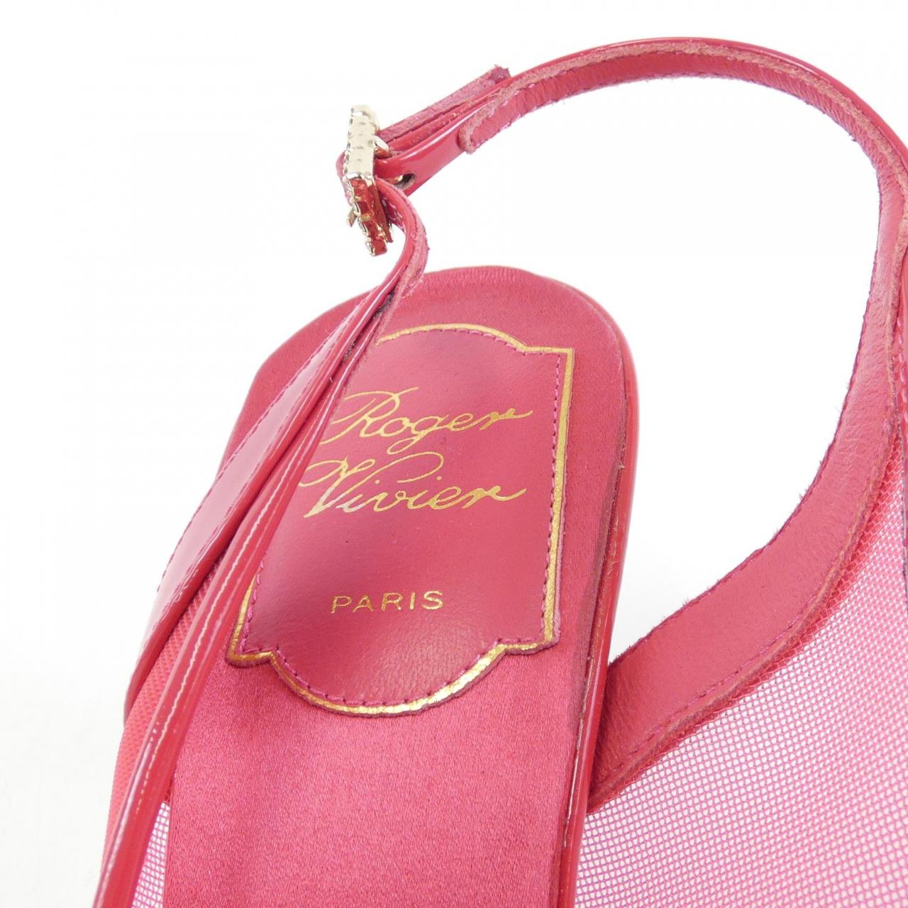 ロジェヴィヴィエ ROGER VIVIER パンプス