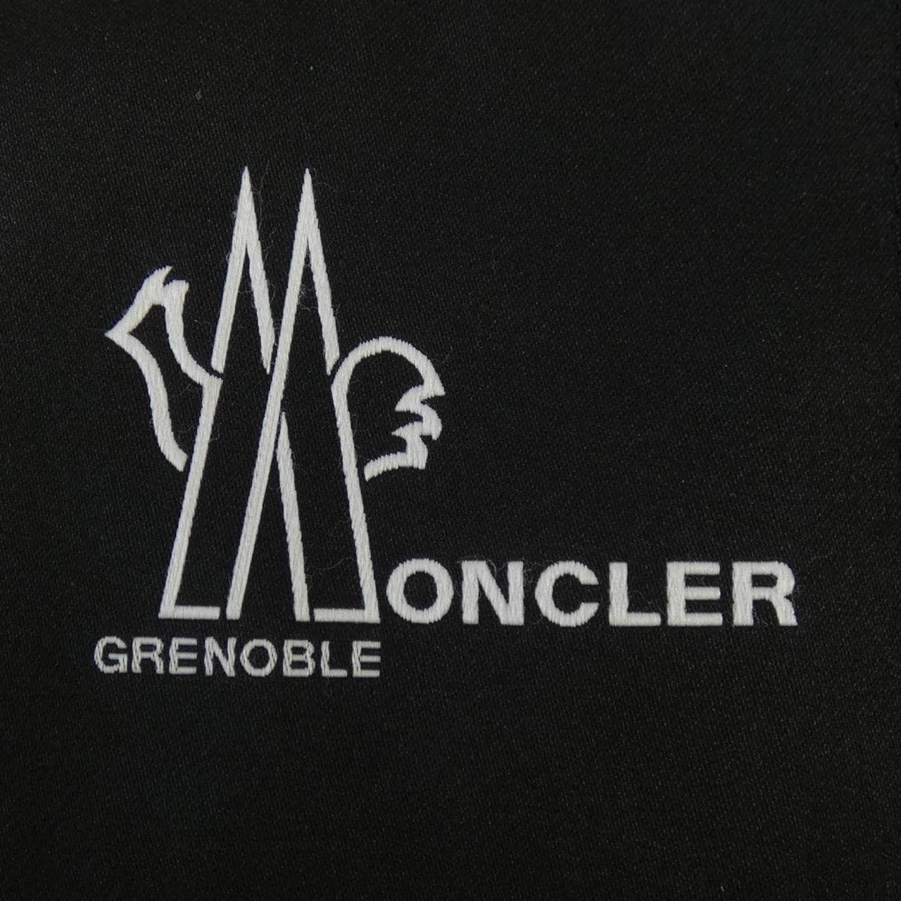 モンクレールグルノーブル MONCLER GRENOBLE PRAZ ダウンジャケット