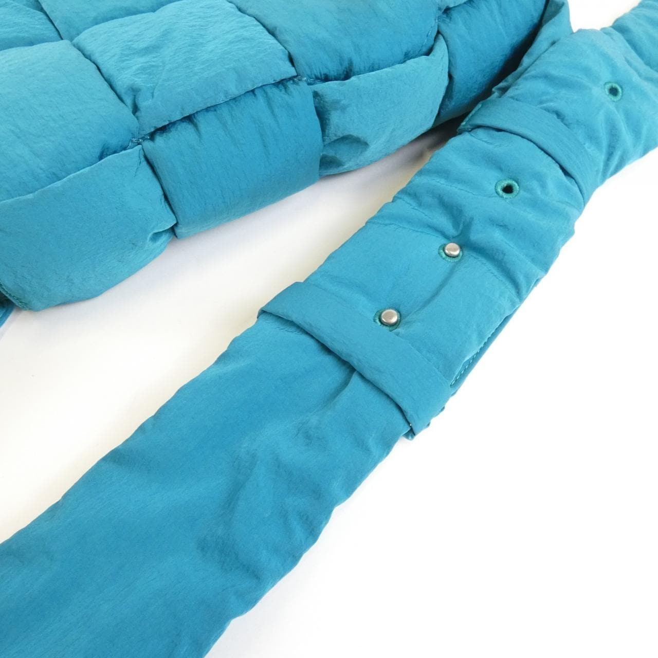 ボッテガヴェネタ 628951 VBO81 ショルダーバッグ