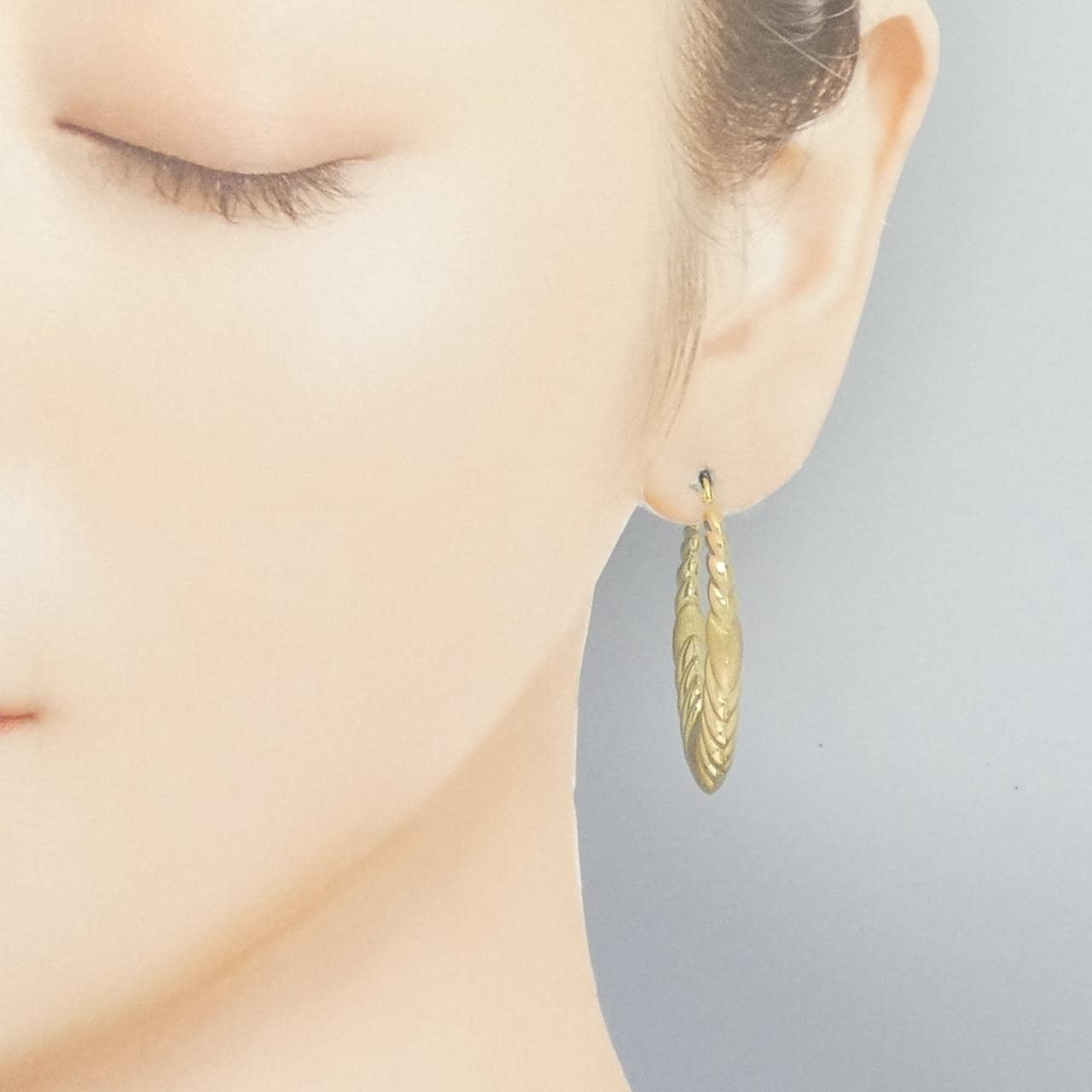 ウノアエレ 750YG ピアス