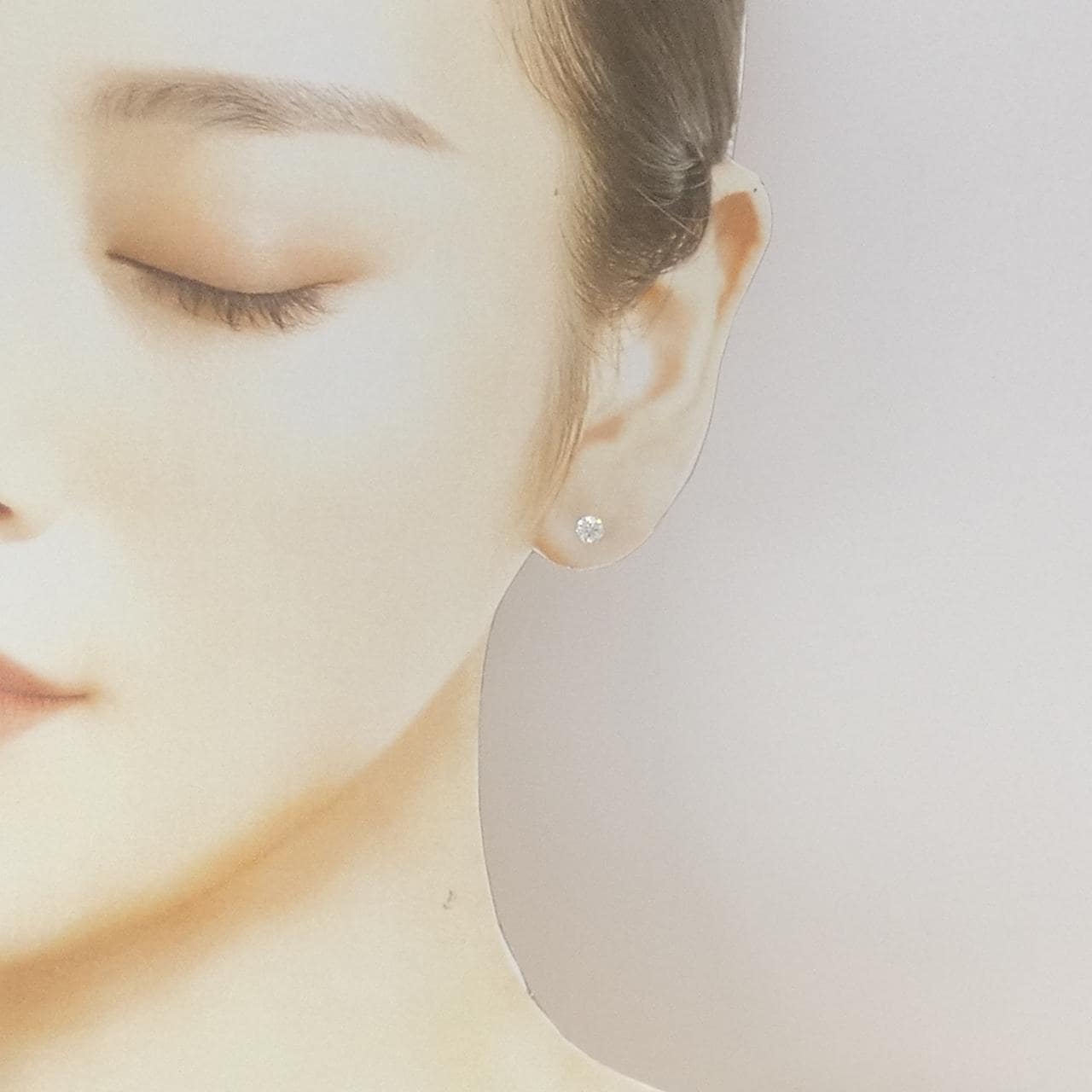 PT900 ダイヤモンド ピアス 0.302CT H SI2 VG 片耳