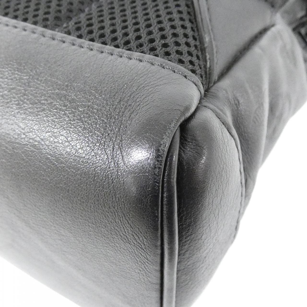 ルイヴィトン モノグラム シャドウ レーサー スリングバッグ M46107 ショルダーバッグ