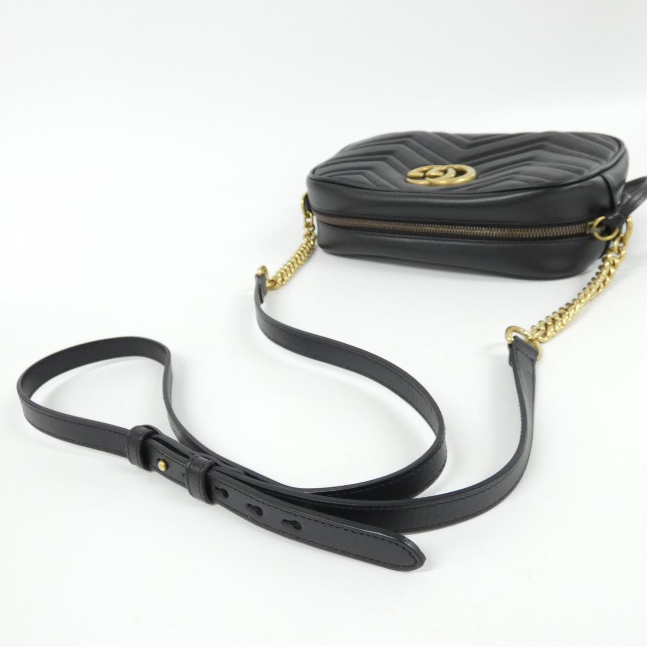 グッチ GG MARMONT 447632 DTD1T ショルダーバッグ