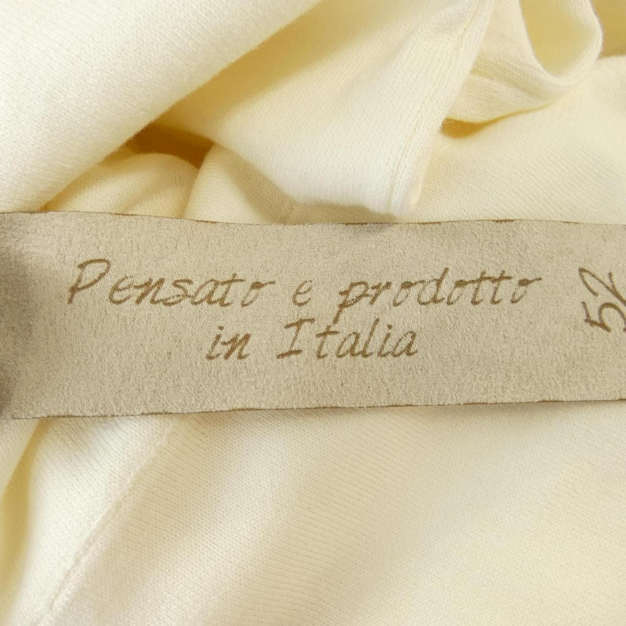 PENSATO E PRODOTTO Knitwear
