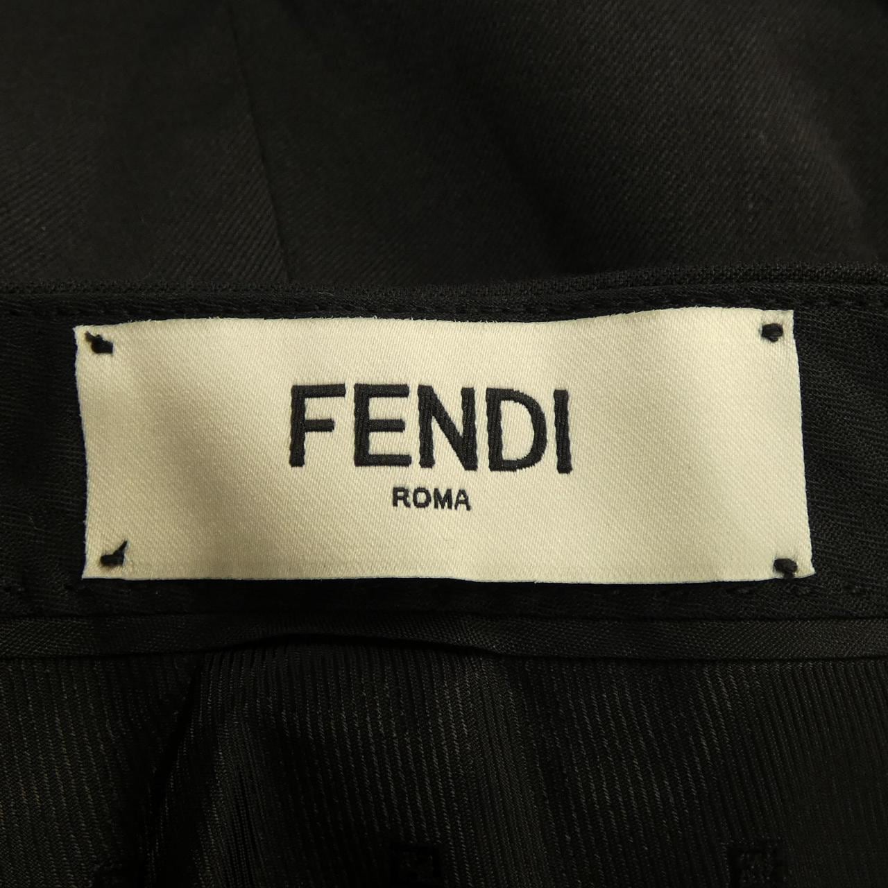 フェンディ FENDI パンツ