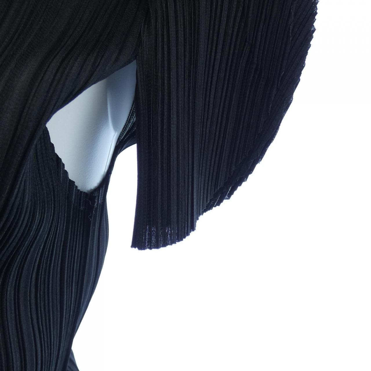 プリーツプリーズ PLEATS PLEASE トップス