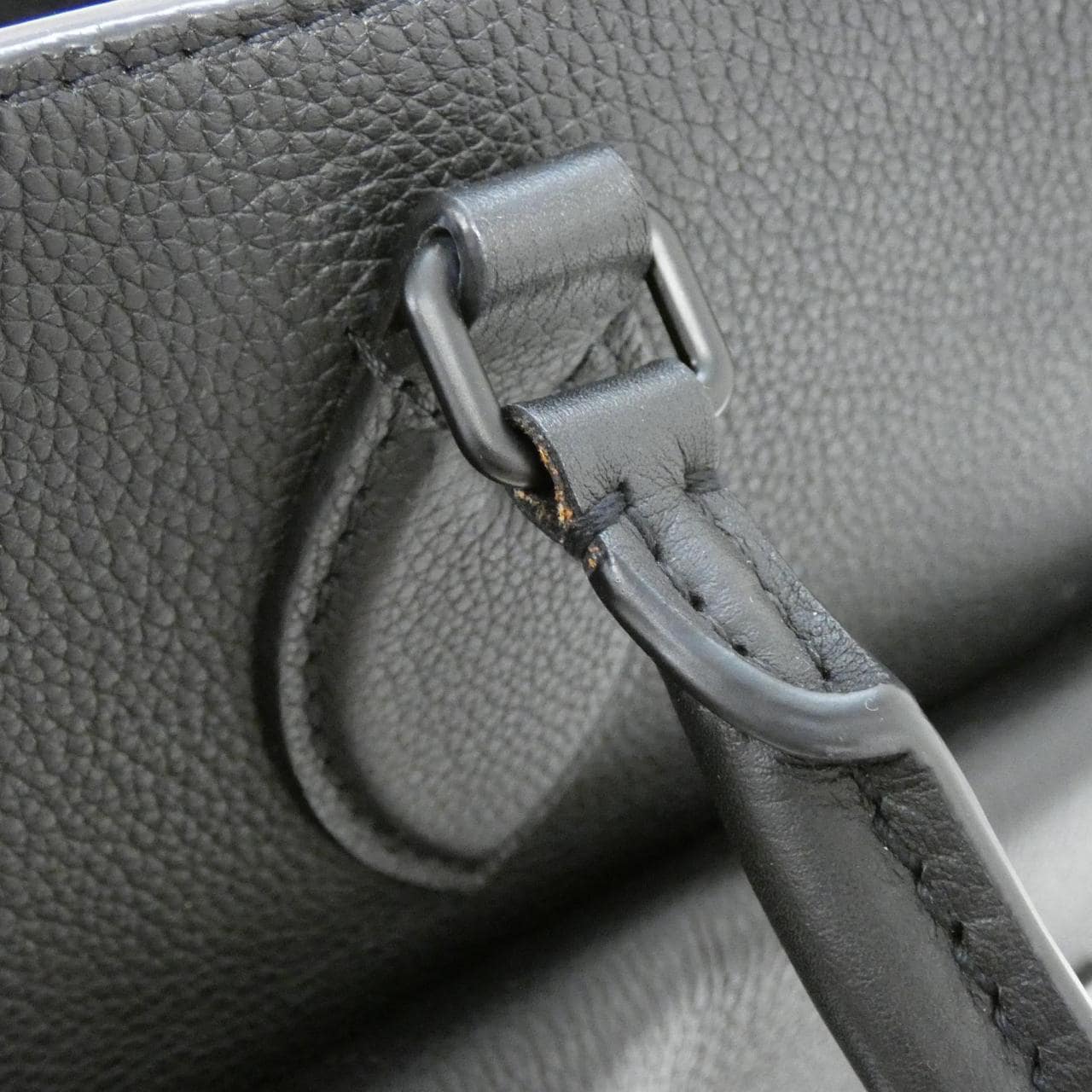 LOUIS VUITTON Lock Me Tote MM M55846 Bag