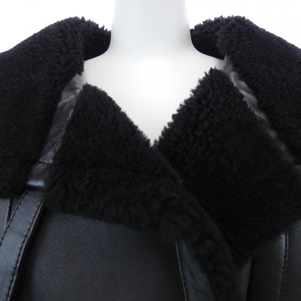 サンローラン SAINT LAURENT AVIATOR JACKET 755790 YCLZ2 ムートンジャケット