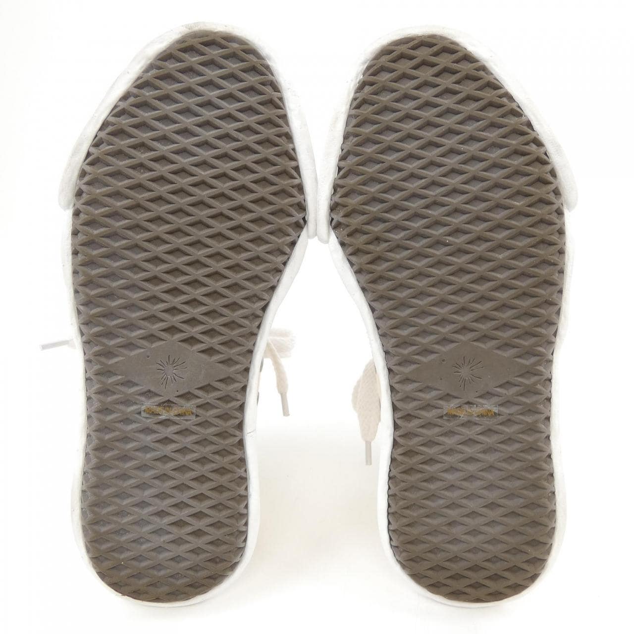 メゾンミハラヤスヒロ MAISON MIHARA YASUHI A04FW729 スニーカー