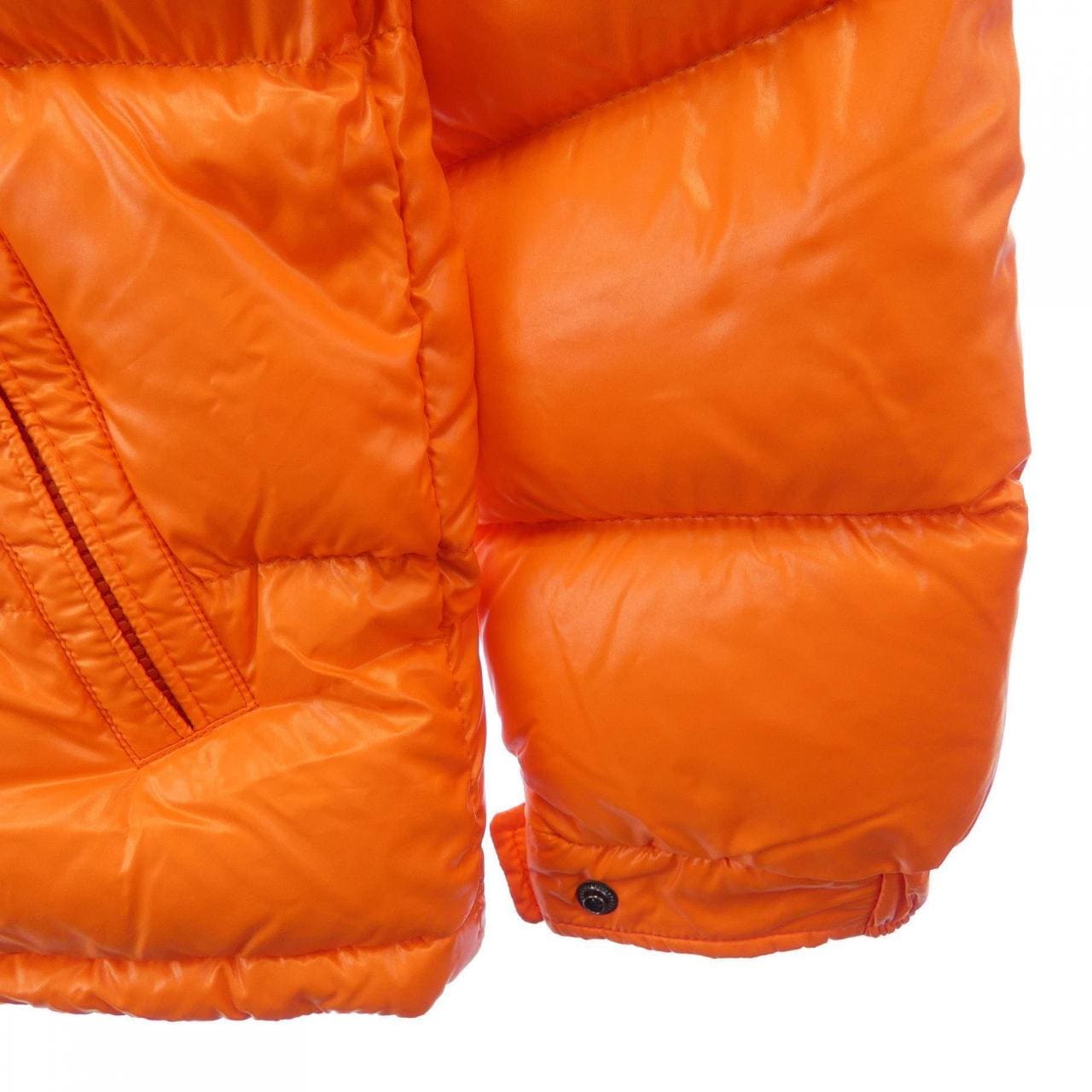 モンクレール MONCLER ダウンジャケット
