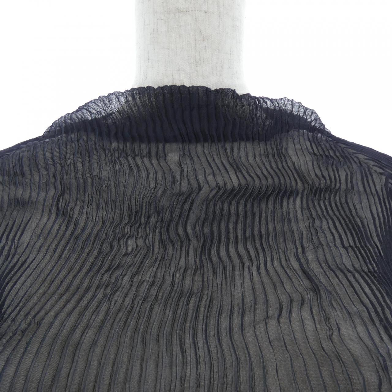 イッセイミヤケ ISSEY MIYAKE IM23FJ410 トップス