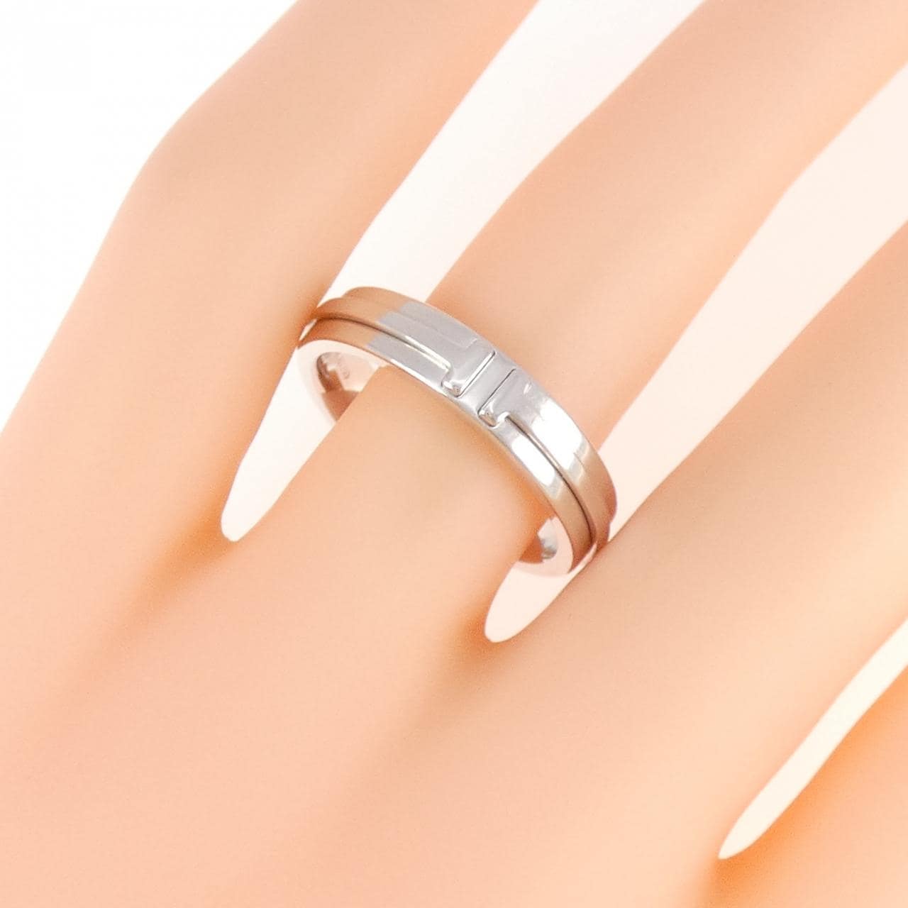 ティファニー Tトゥー ナロー リング