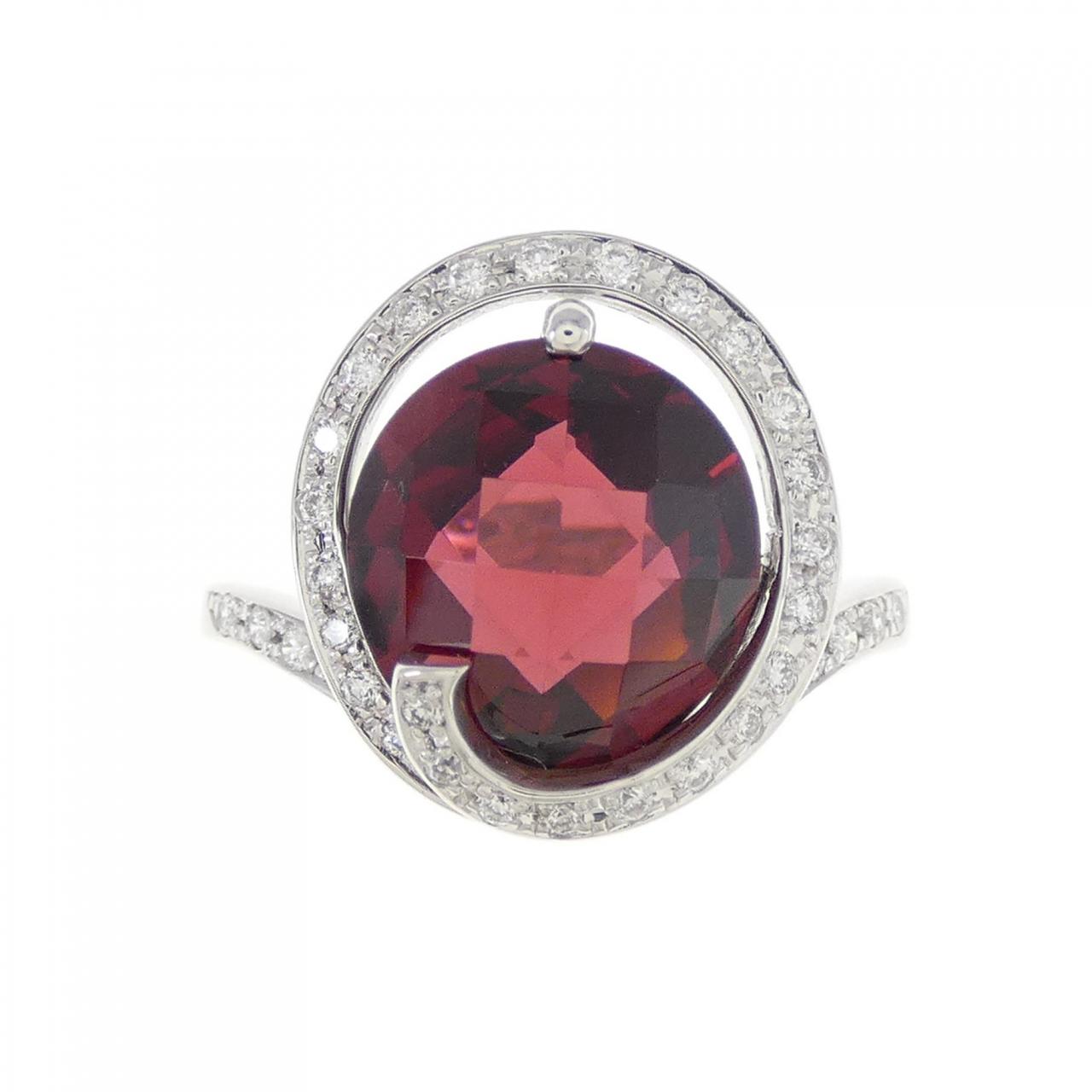 K18WG Garnet ring