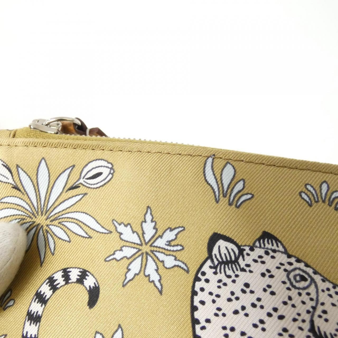 エルメス LES LEOPARDS シルキー ポケット 083771CK ポーチ