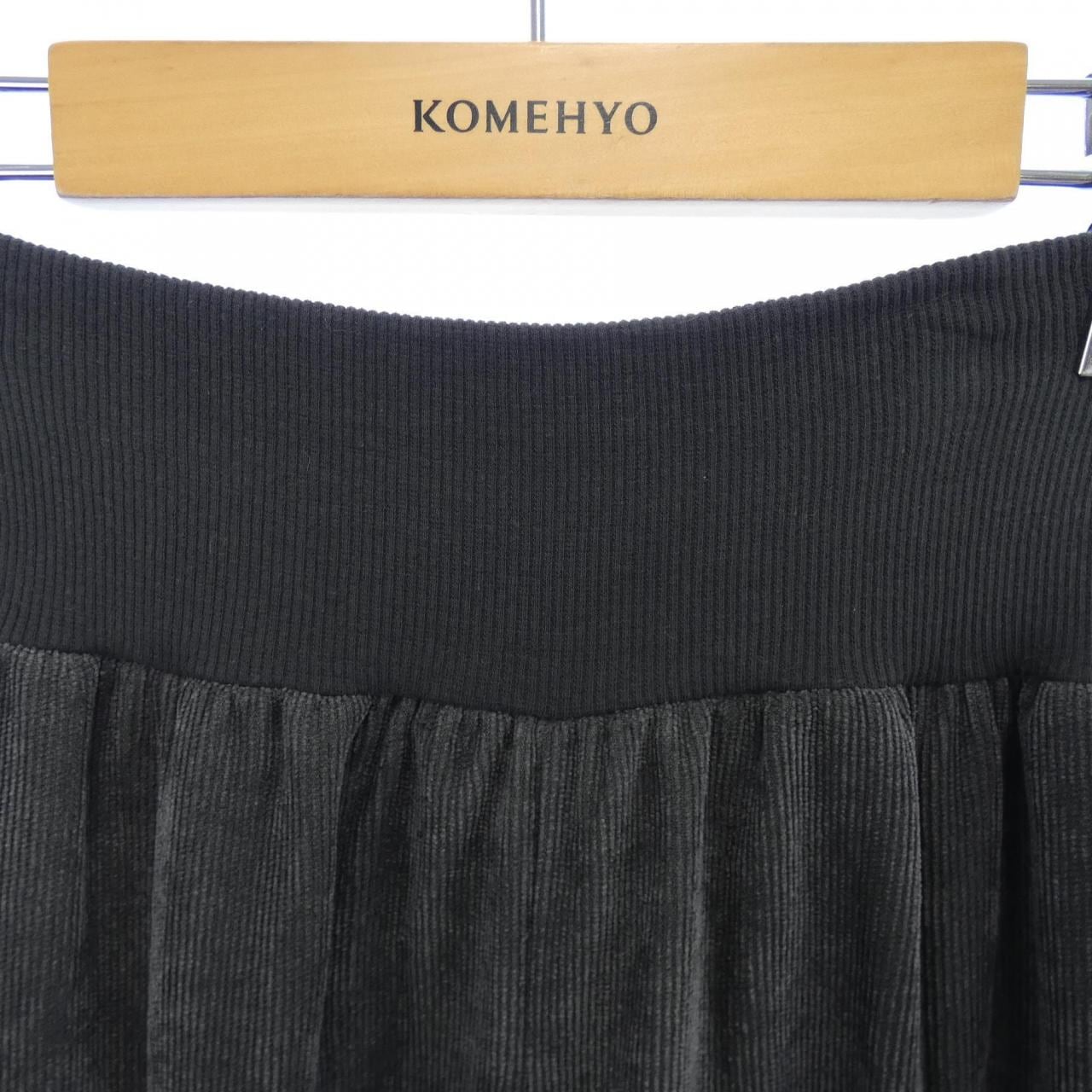 アンドクチュール And couture スカート