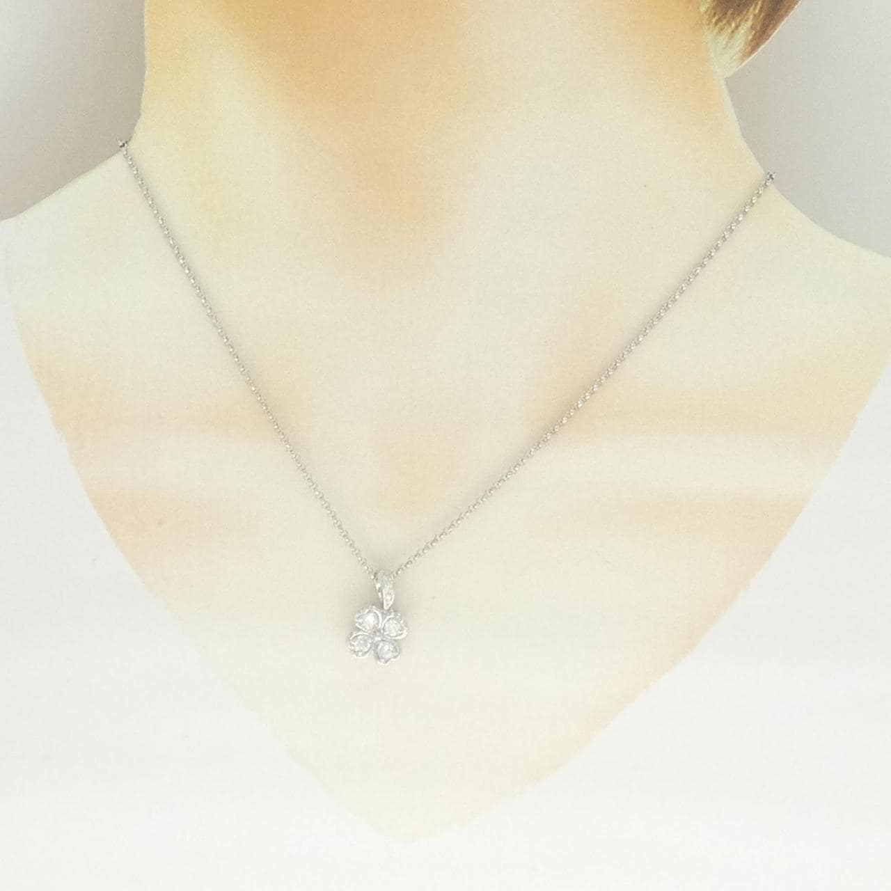 PT900/PT850 フラワー ダイヤモンド ネックレス 0.50CT