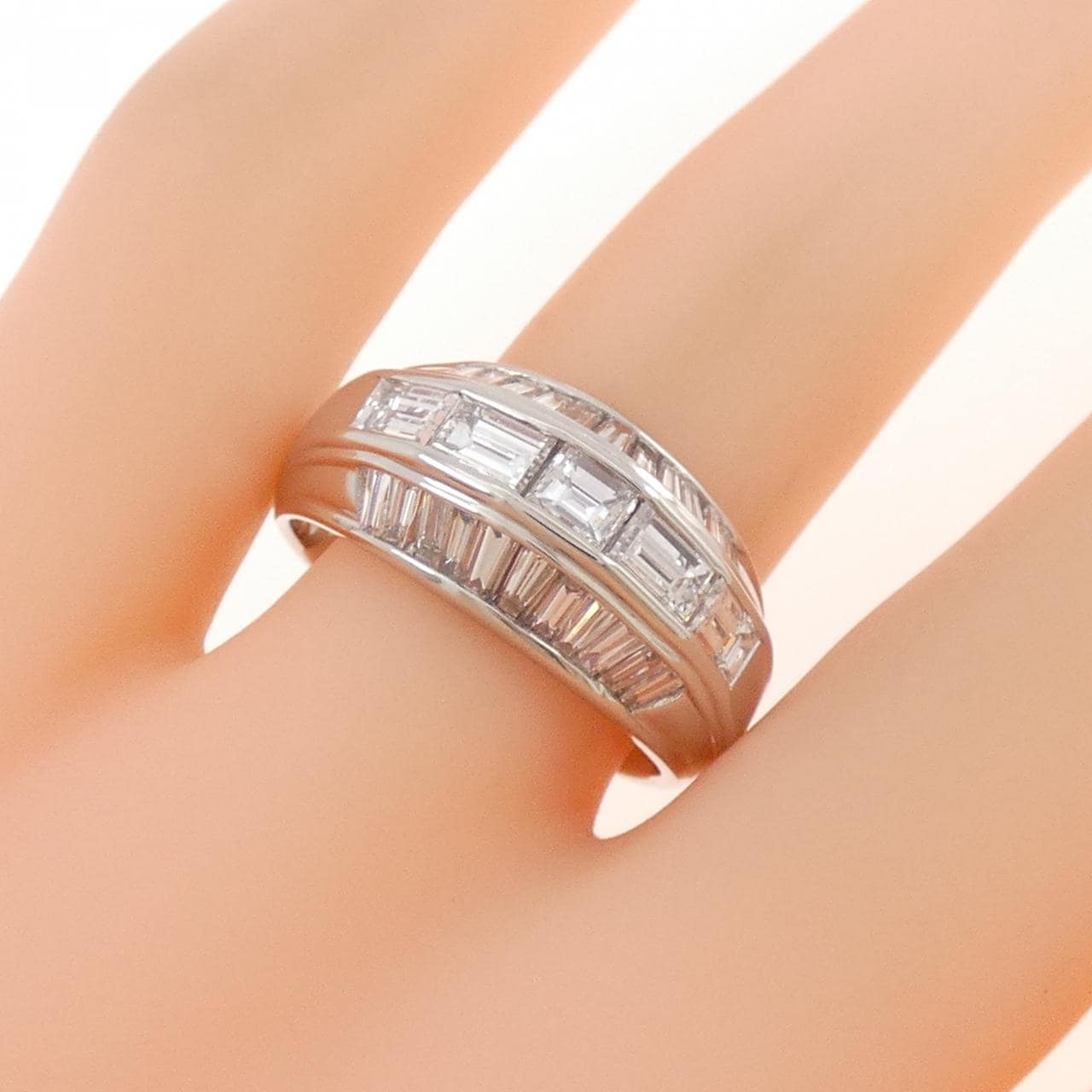 PT900 ダイヤモンド リング 1.900CT