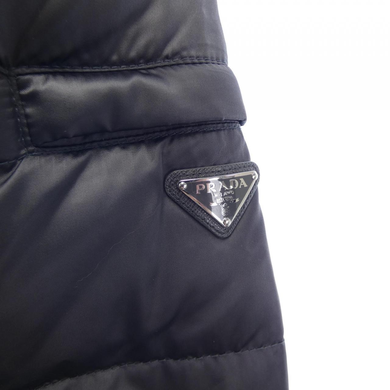 プラダ PRADA ダウンジャケット