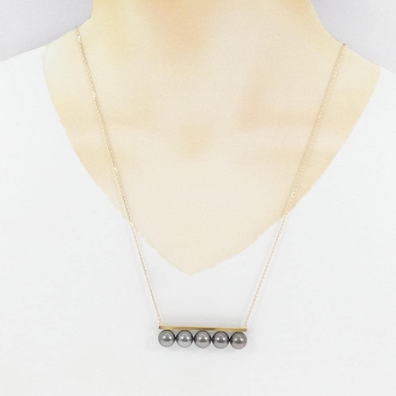 Tasaki balance signature necklace