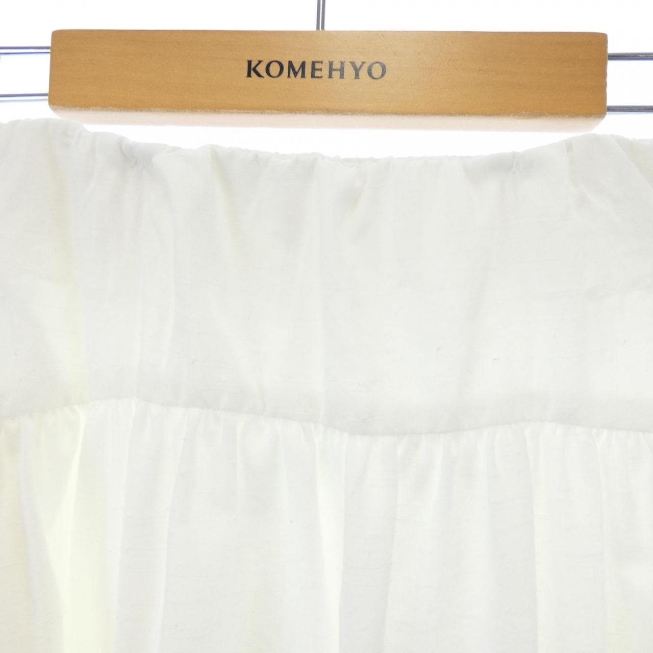 エミ emmi スカート