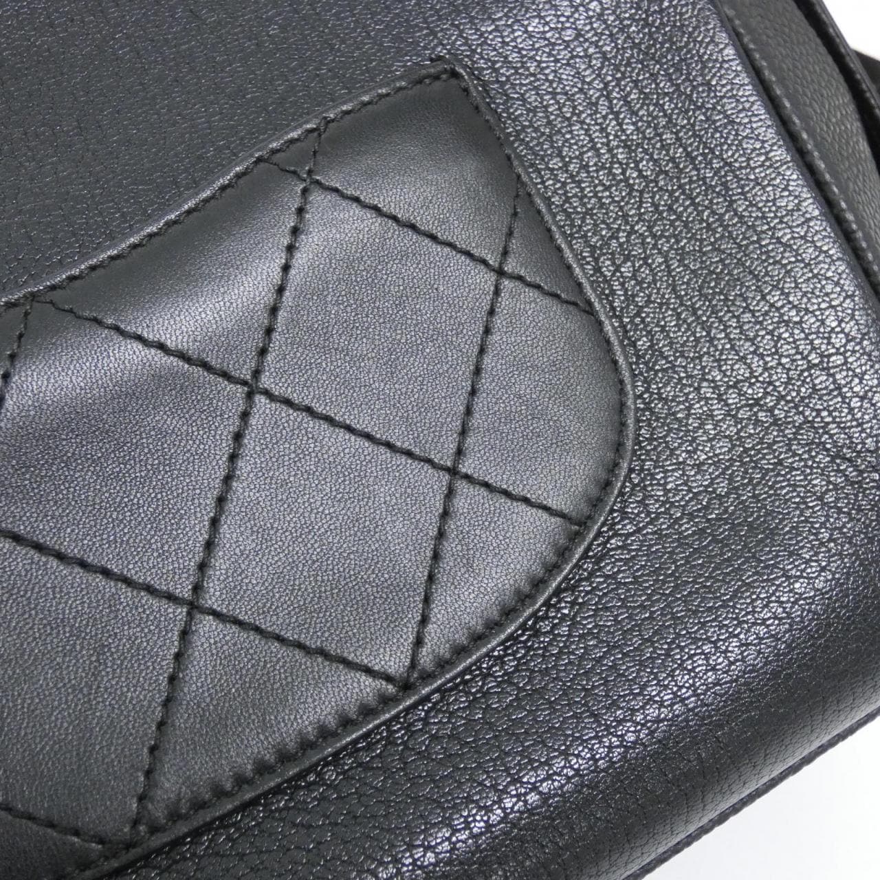 シャネル ショルダーバッグ