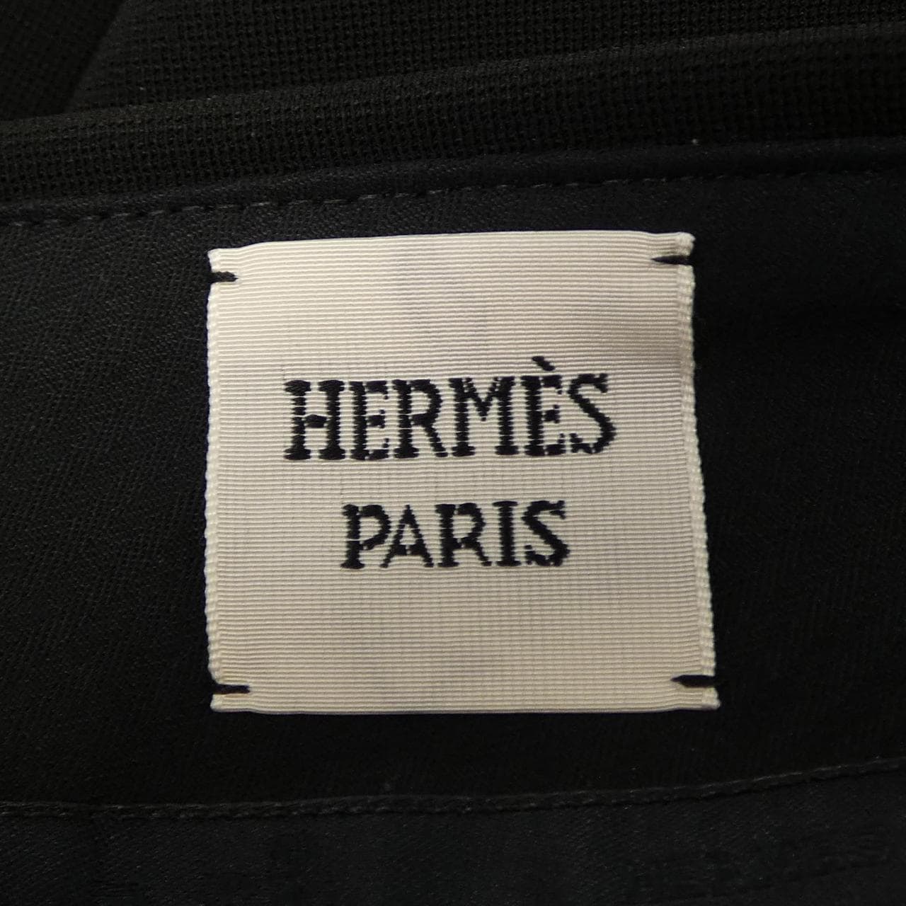 エルメス HERMES Hパッサン 4H0332DR スカート