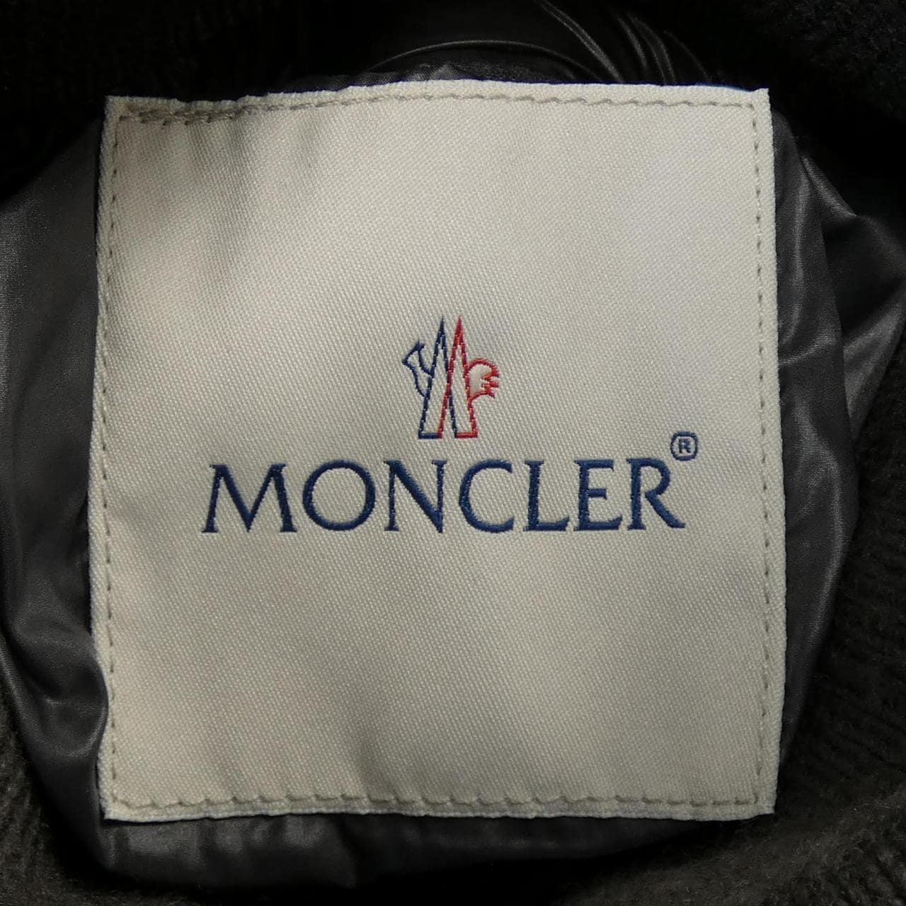 MONCLER蒙克勒羽绒服