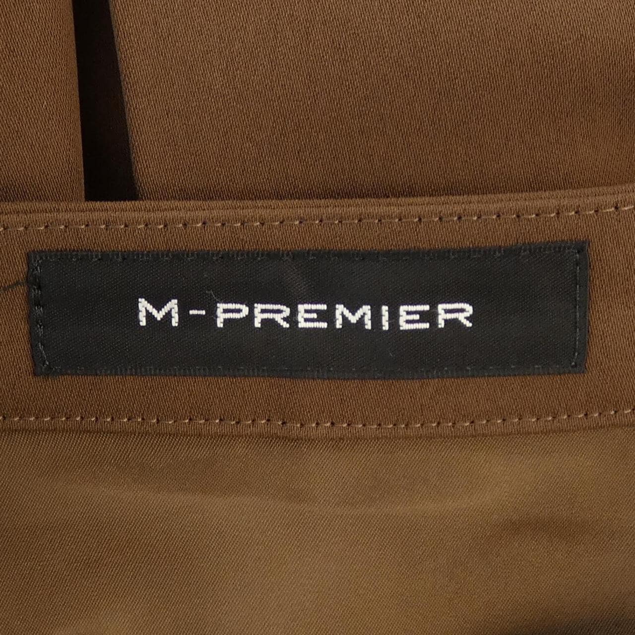 エムプルミエ M-Premier スカート