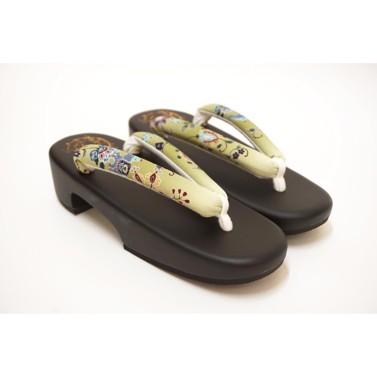 【新品】女草履　Ｆサイズ【岡重】