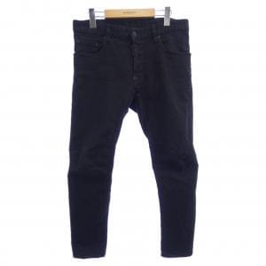 ディースクエアード DSQUARED2 S74LB0619 ジーンズ