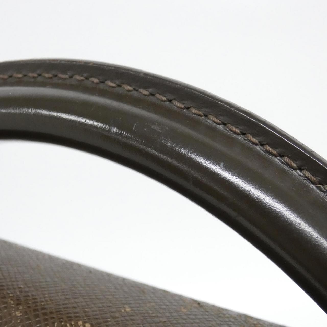 ルイヴィトン タイガ ロブスト 41-1 M31058 バッグ