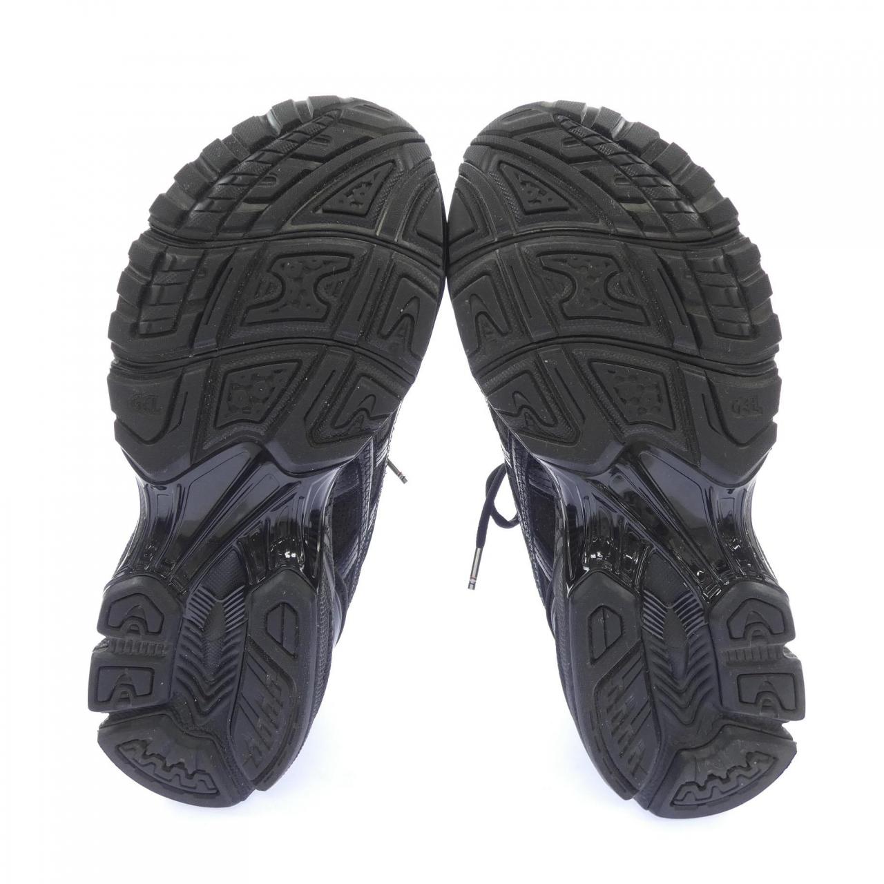 トムブラウン THOM BROWNE 12038110-001 ゲルカヤノ14 スニーカー