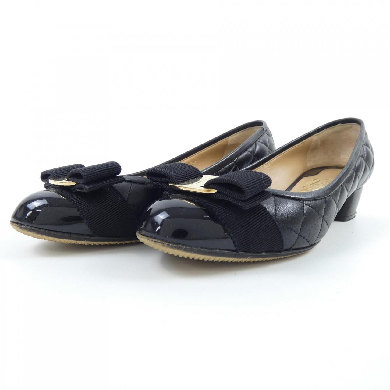 サルヴァトーレフェラガモ SALVATORE FERRAGAMO パンプス