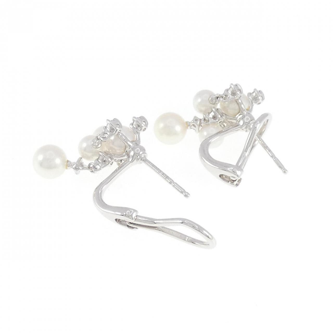 MIKIMOTO akoya pearl earrings