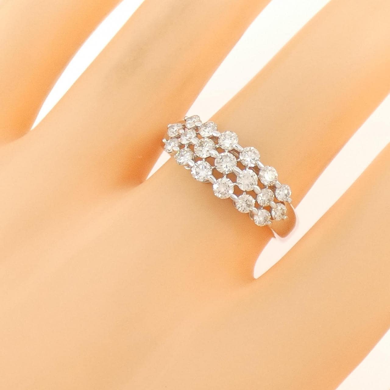 K18WG ダイヤモンド リング 1.00CT