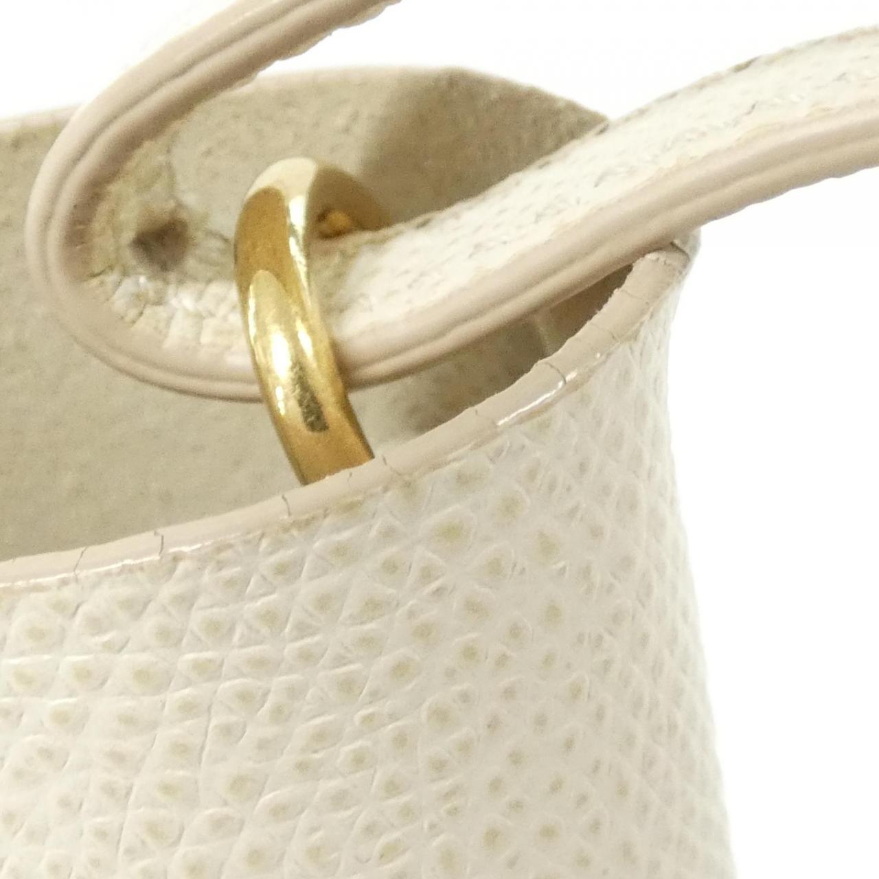 セリーヌ バーティカル カバ スモール 176183XBA バッグ