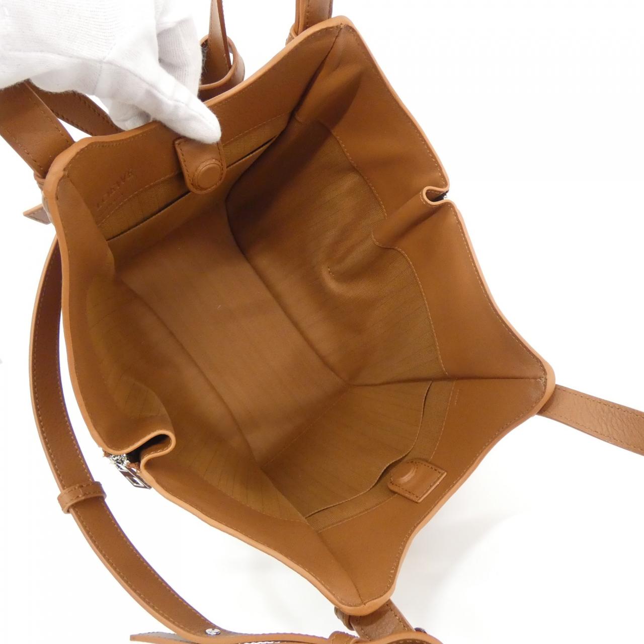 【新品】ロエベ ハンモック フリップ バッグ A538HHBX07 ショルダーバッグ