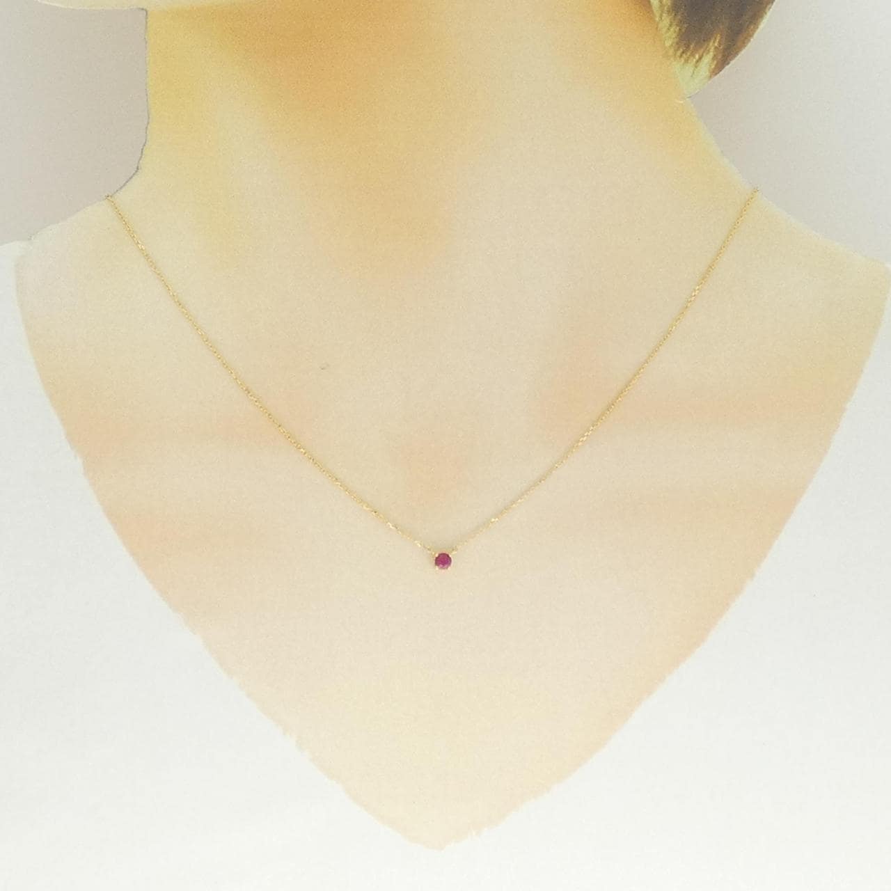 ヴァンドーム ルビー ネックレス