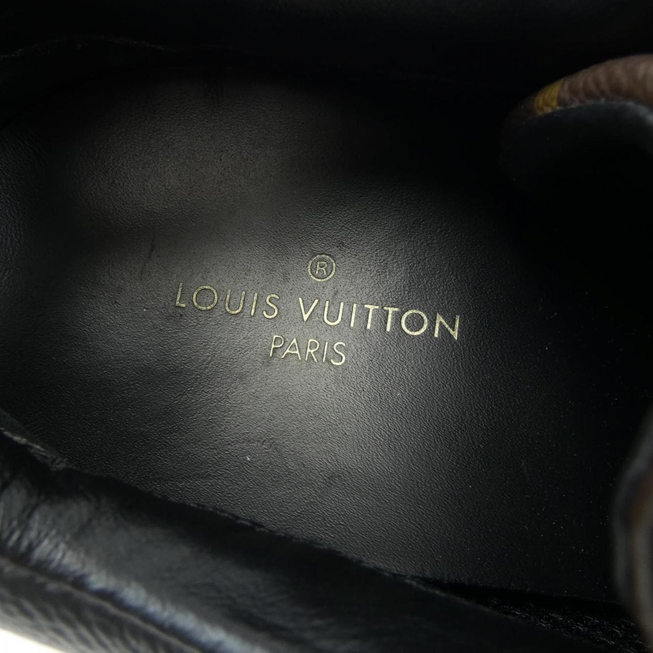 ルイヴィトン LOUIS VUITTON スニーカー