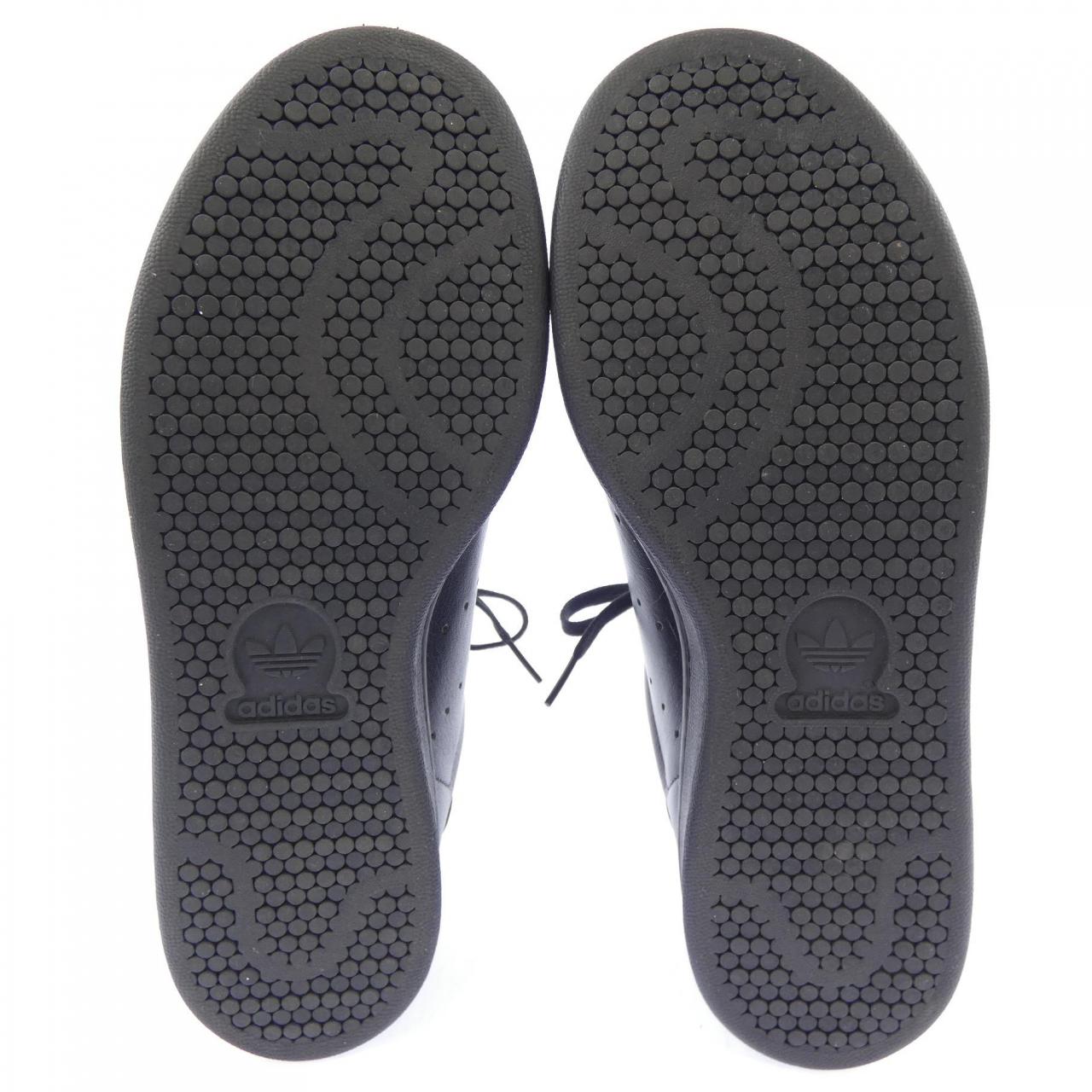 アディダス ADIDAS HQ6787 スニーカー