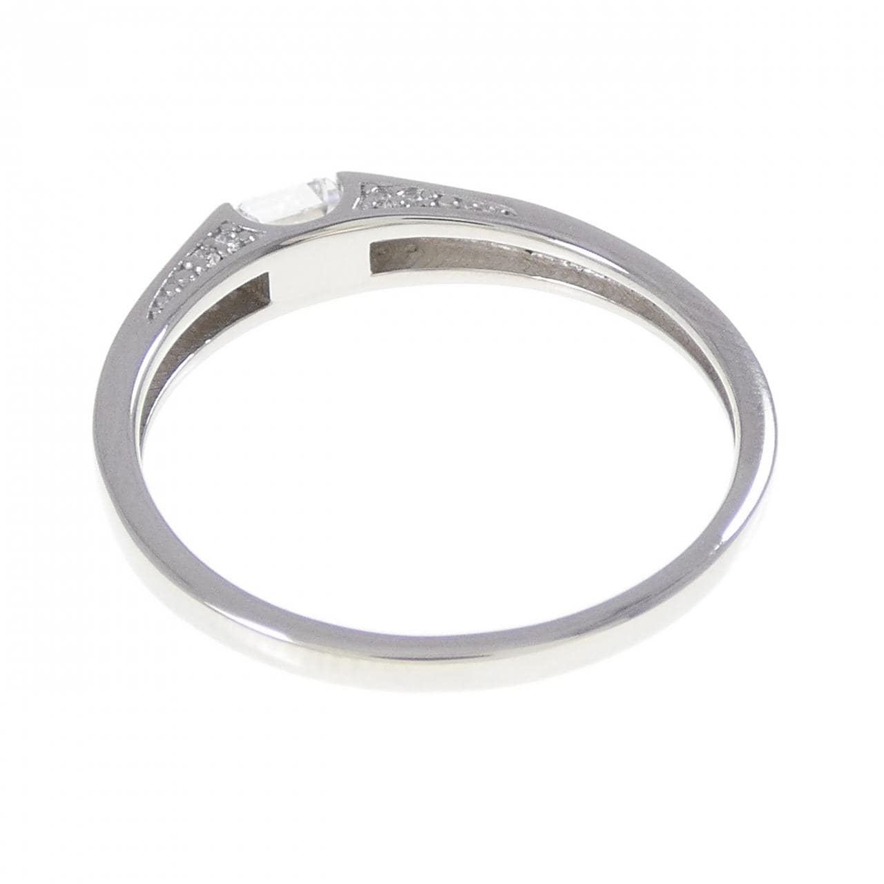 ジーエスティービー ダイヤモンド リング 0.30CT